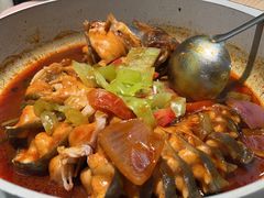 -刘姐啤酒鱼民族演艺餐厅(西街总店)