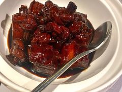 百叶结红烧肉-屋里厢上海菜馆