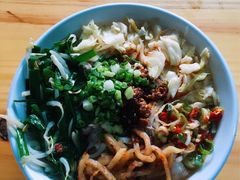 -巍山火巴肉饵丝(大理古城店)