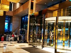 -上海龙之梦万丽酒店
