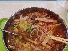 酸辣笋尖米粉-卓雅桂林米粉
