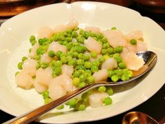 河虾仁炒小豌豆-庐灶江南·江南菜·四合院Bistro(东直门雍和宫·原华侨宾馆店)