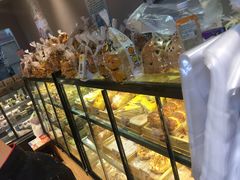 -宏发红西饼屋(天津路店)
