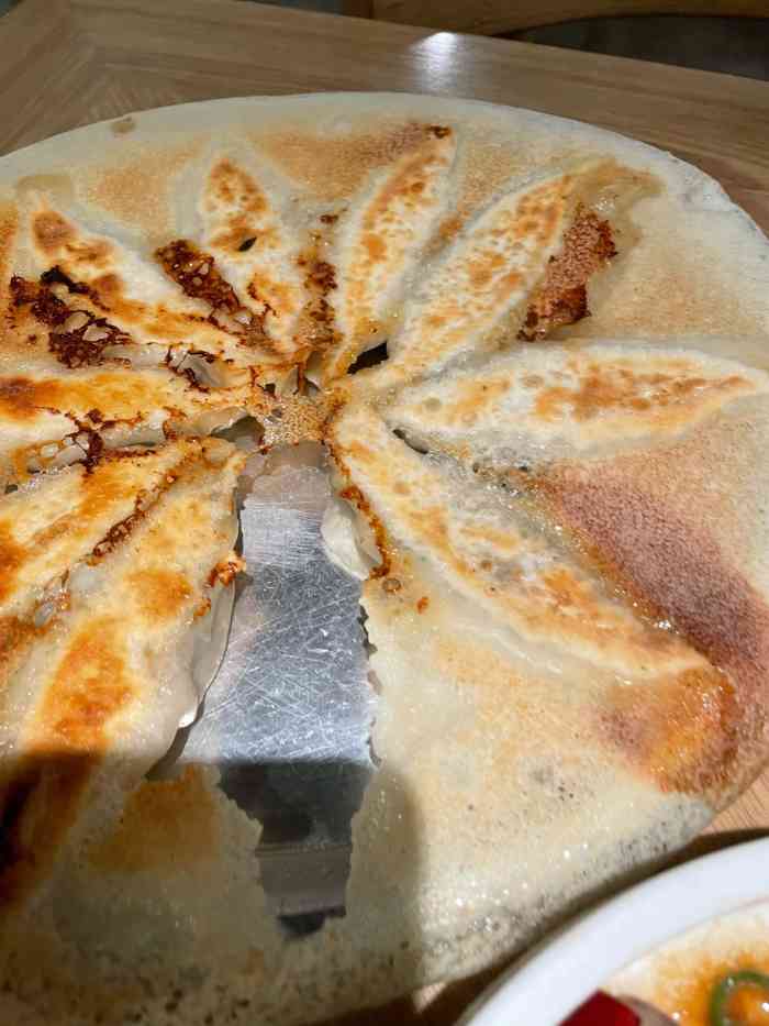 宽鲜锅贴家常菜(城阳万象汇店)-""锅贴"这两个字勾起了我的食欲,在