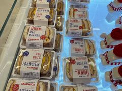 -红星前进面包牛奶公司(君太店)