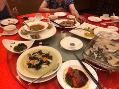 -深圳富苑皇冠假日套房酒店
