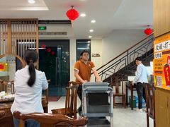 -长平肥姐白粥·海鲜打冷