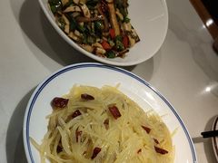 -春天里餐厅(西田城店)