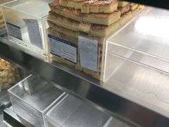 -上海哈尔滨食品厂(汇联商厦店)