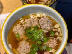 -洞庭洲·防空洞火锅·铜锅涮肉·烧烤(新百广场店)