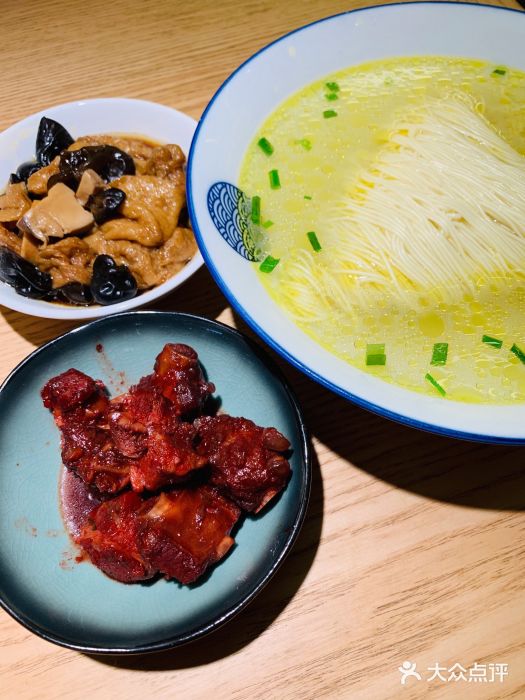 新万鑫银丝面馆(南长街店)浇头糖醋排骨图片