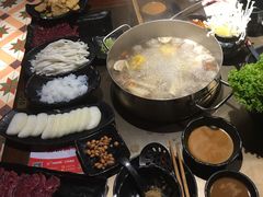-左庭右院鲜牛肉火锅(新梅广场店)