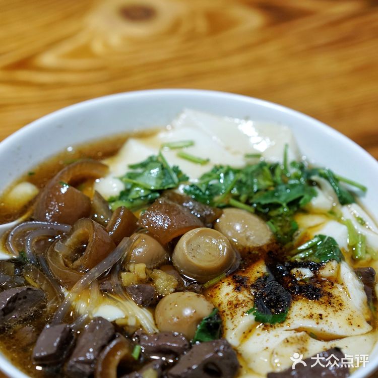 小白仁探店|来到漳州不得不打卡的豆花店,便宜又实在~