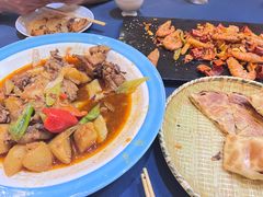 -伊带伊路新疆美食府(呼家楼店)