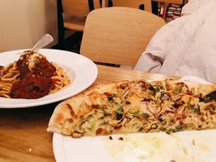 -城市大道红炉披萨烘焙坊