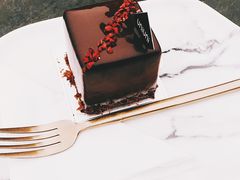 -UNI UNI(环亚凯瑟琳店)