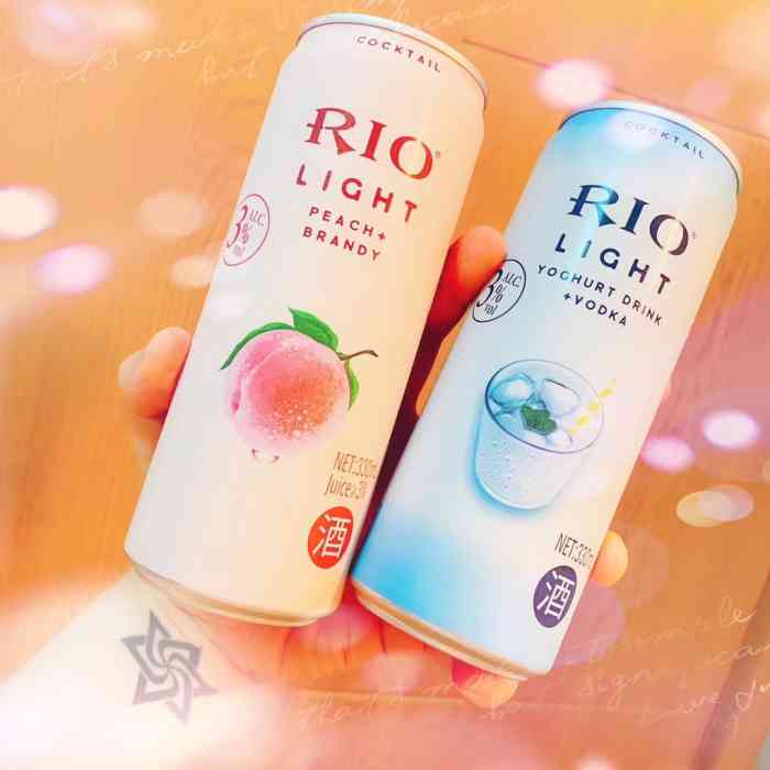 全家(嫩江路站店)-"新推出网红推白猫汽水74不甜腻,雪碧升级.