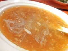 蟹肉鱼翅羹-名汇粤菜馆(黄兴路店)