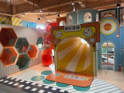 -反弹蹦床公园·运动乐园·团建·亲子派对(深圳观澜湖店)