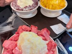 西瓜牛奶绵绵冰-水牛奶皇后糖水铺(深圳总店)