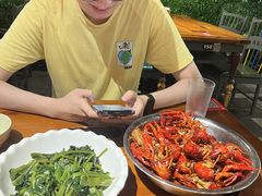 -琥珀老六龙虾(四里河店)