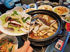 -宣威山野人家·云南菜·菌火锅(金碧店)