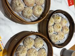 -馋三尺蟹粉小笼(人民广场店)
