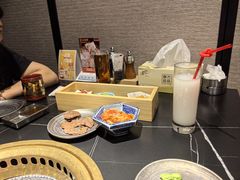-山川小町·极番烧肉(新地假日广场店)