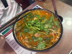 -肥汁米蘭香港米线(定西路店)