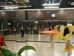 -奥力健身瑜伽普拉提馆(红宝路店)