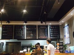 大堂-麻小劲菌汤麻辣烫(体育西路店)