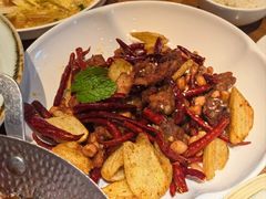 香脆薯角辣子鸡-金牌外婆家(苏州中心店)