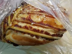 豆沙卷-美嘉华面包西饼店(红胜坊店)