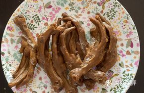 Five-Spice Spicy Duck Feet
