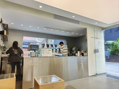 -HUGS coffee(东区店)