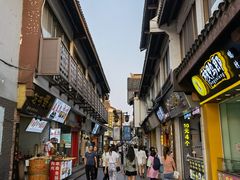 -南门头上美食街