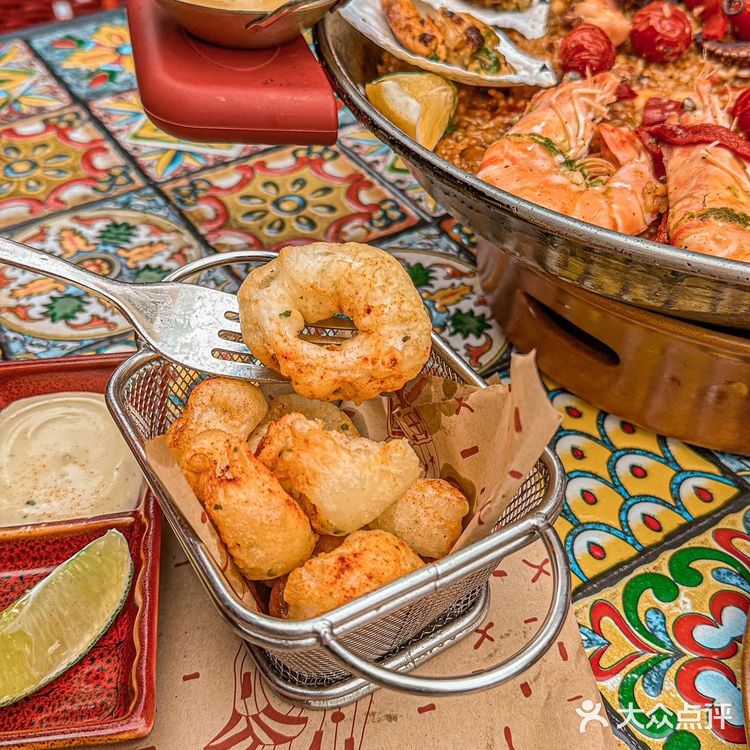 在魔都！被这口西班牙海鲜饭征服了...