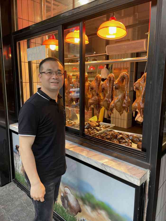 日日香鹅肉饭店-"澄海老城内评分比较高的店!左右两遍都是.