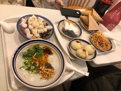 -正南齐北·老街糯米团(洪崖洞店)