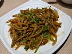 -六泰居·尔滨地标·东北菜(黄河路店)