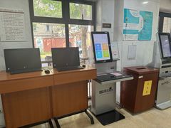 -上海市静安区图书馆(新闸路馆)
