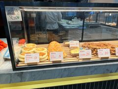 面包甜点陈列柜-木子木水日式烫面包(杭州首店)