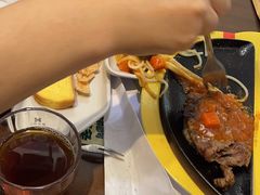 -豪客来牛排(空港华联店)