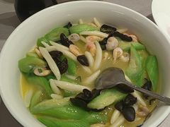 -泓历皇朝酒店(东亭店)