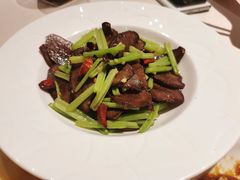 芹菜炒腊肠-南门小馆·清真(国贸商城店)