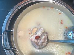 胡椒猪肚鸡-淼福猪肚鸡·椰子鸡火锅(大沙地店)