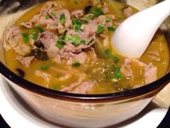 酸汤肥牛-鹿港小镇(悠唐店)