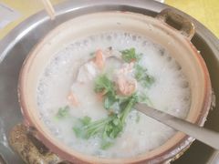 -潮汕长发番薯粥砂锅粥