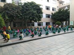 -广州市花都区新华第四小学
