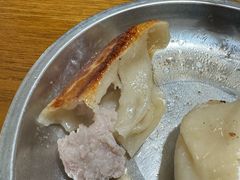 -黄阿姨锅贴大王(万航渡路店)